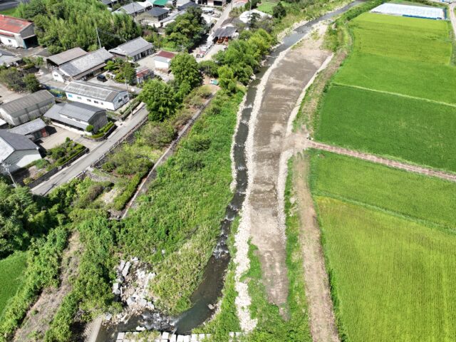 井倉川樹木伐採・河道掘削工事